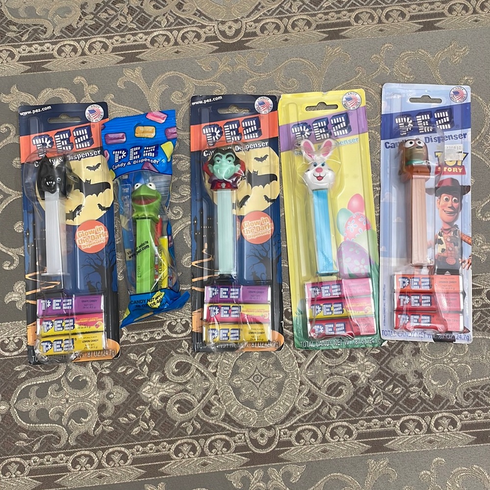 Pez , bundle of five